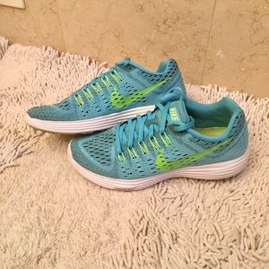 WKND SALE!! Nike Lunar Training Running Sneakers